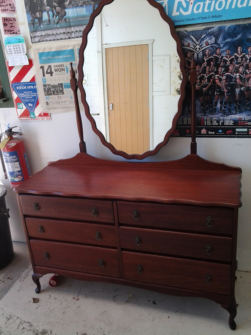 Gallery Papakura Furniture & Door Refinishers